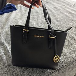 Michael Kors Tote 