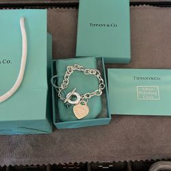 Tiffany N Co Heart Toggle Bracelet 925