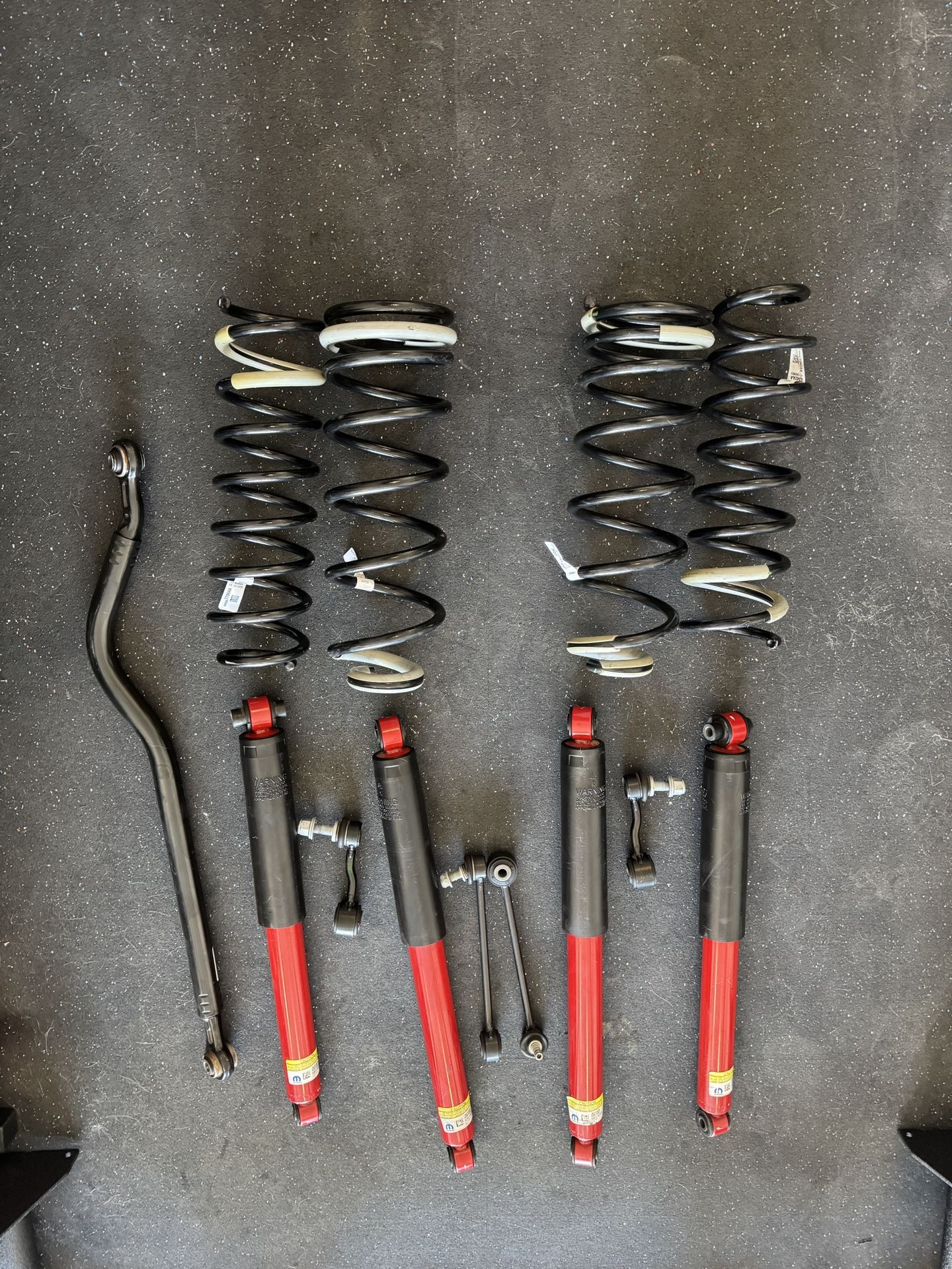 MOPAR Factory Suspension Take Offs 20-23 Jeep Gladiator JT & Wrangler JL Shocks Springs $150 OBO