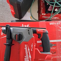 Milwaukee Fuel Rotary Hammer