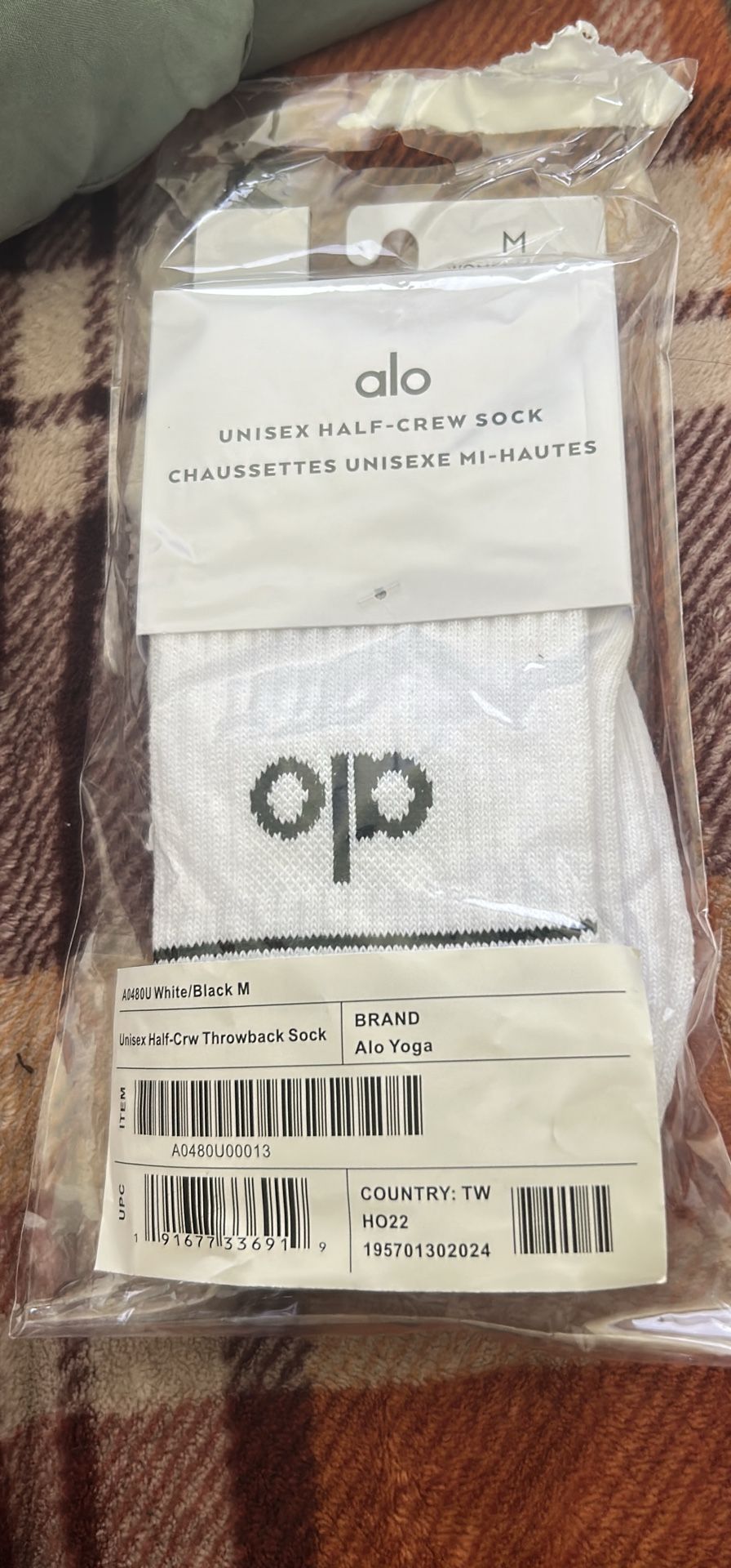 Alo unisex half crew socks