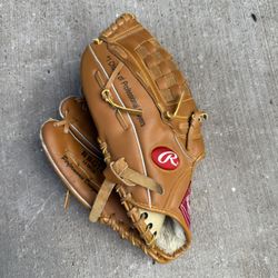 Rawlings lefty baseball ⚾️ glove 12”