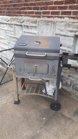2 BBQ gas pits