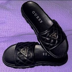 Size 10 Women’s Guess Slide Sandals 