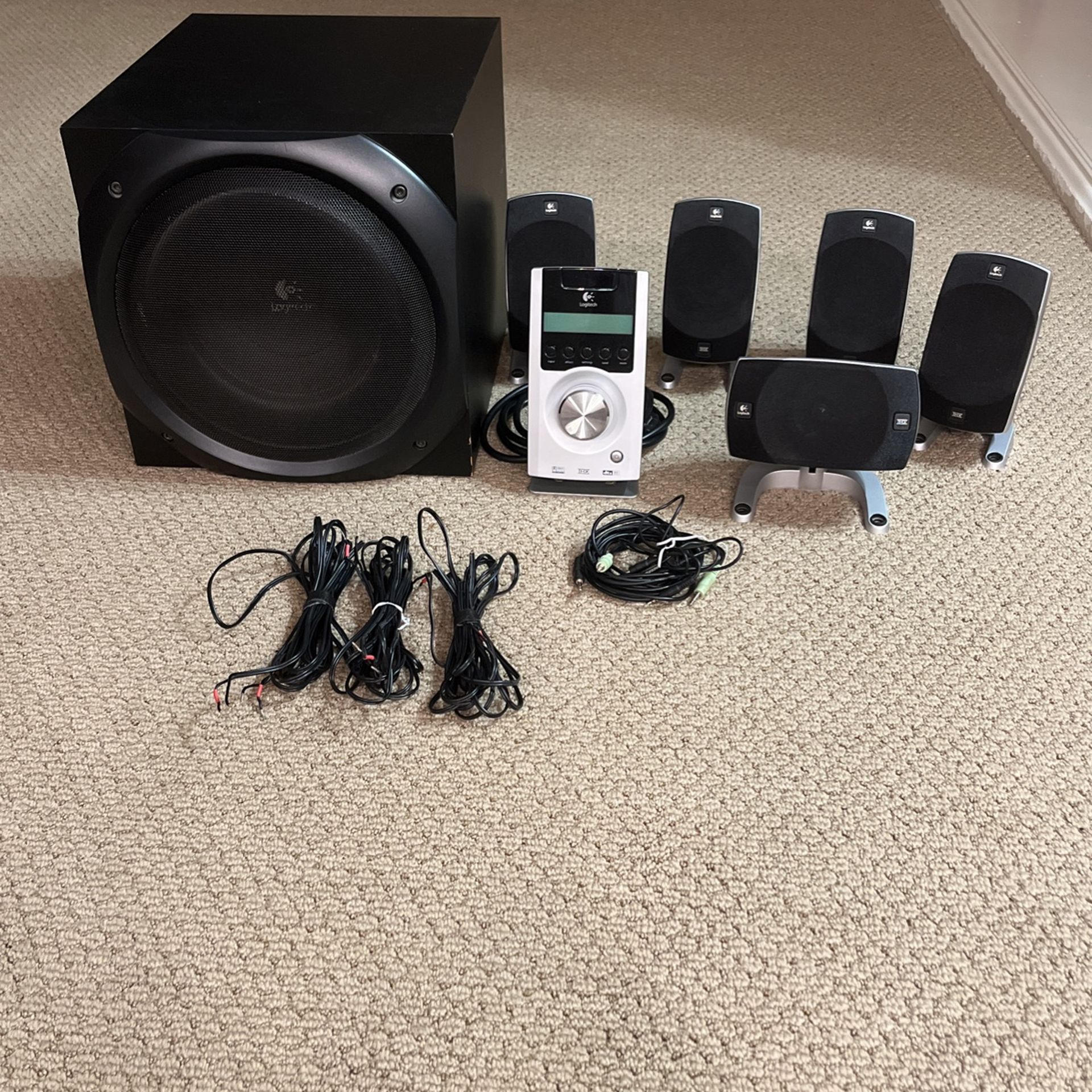 Logitech Z 5500 Logitech Z-5500 Digital THX Speaker System For