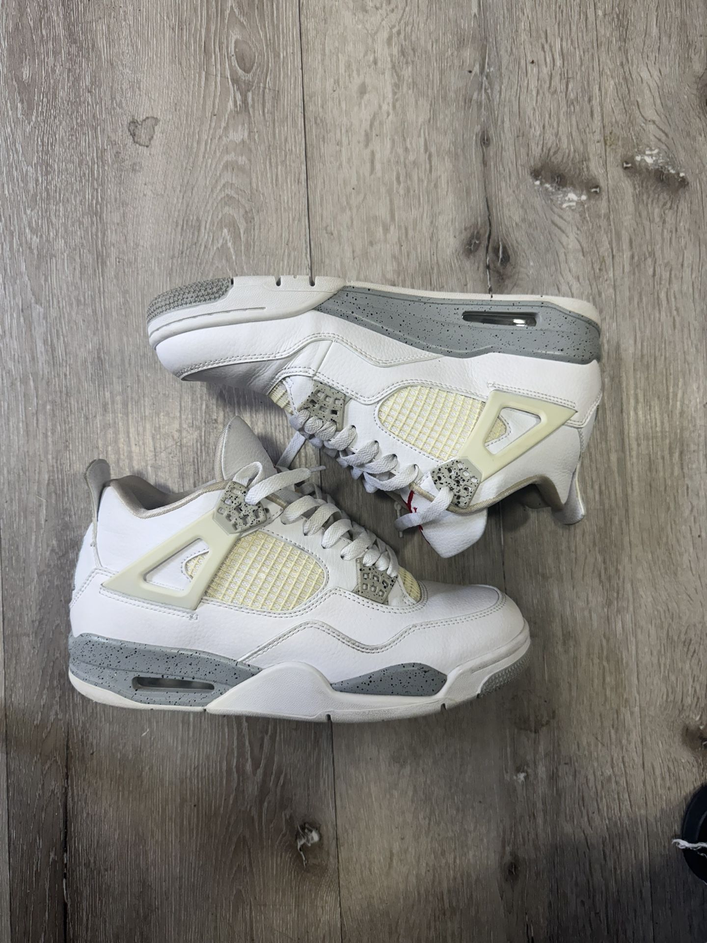 JORDAN 4 WHITE OREO