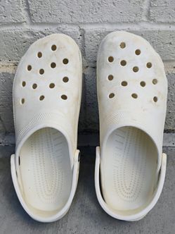 White Crocs Men's 13