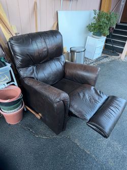 Brown leather recliner