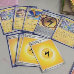 Pokémon TCG Lightning Type Card Lot