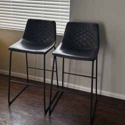 bar stools and kitchen counter chairs 