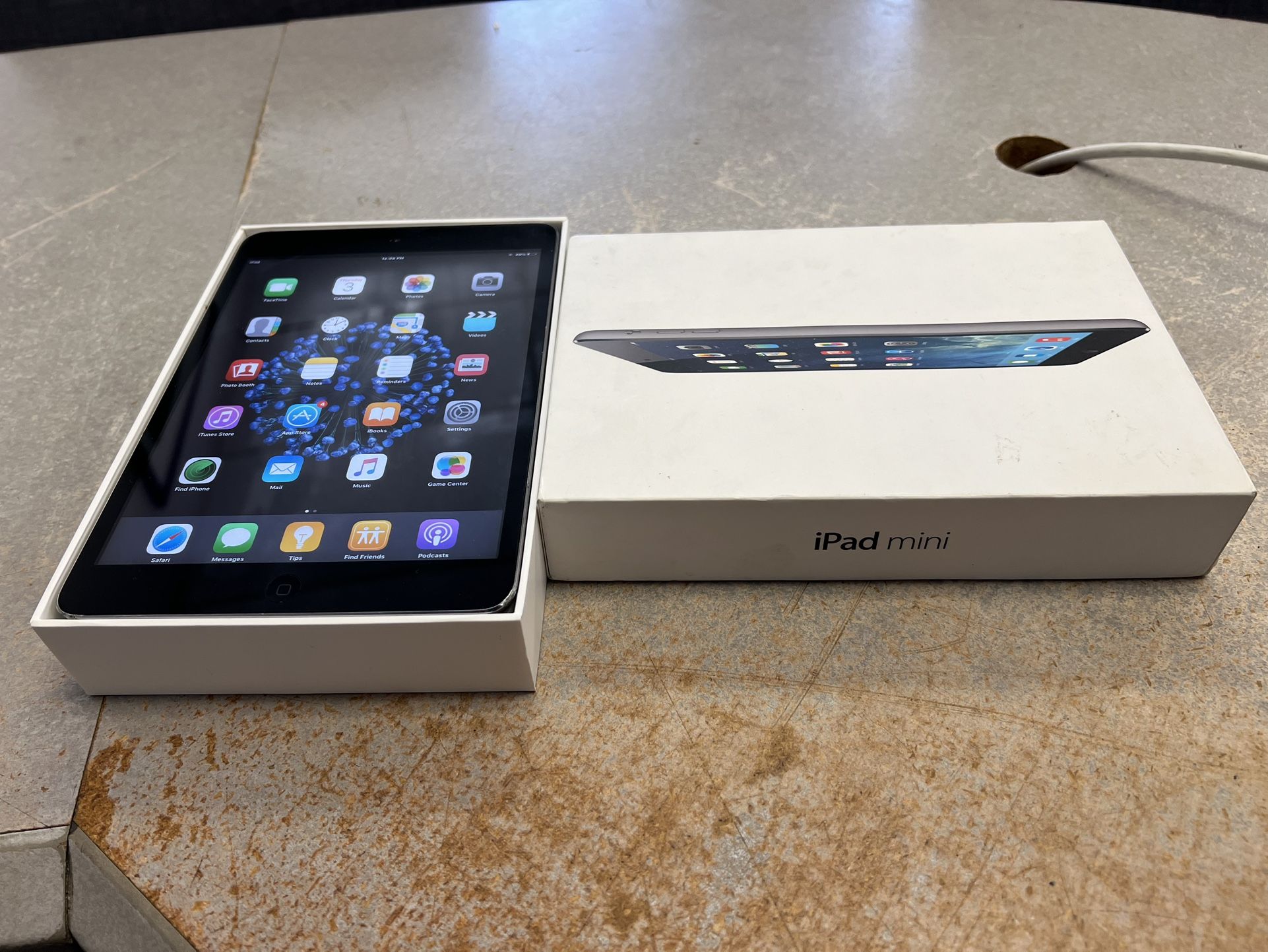 Apple Mini iPad