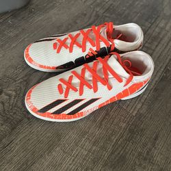 Reduced ADIDAS X SPEEDPORTAL LIONEL MESSI.4 KIDS INDOOR SOCCER SHOES