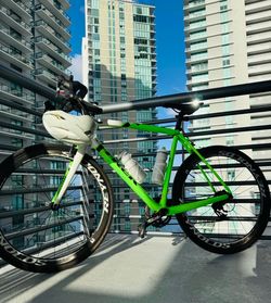 VENDO Bicicleta - Trek  – SRAM APEX $800