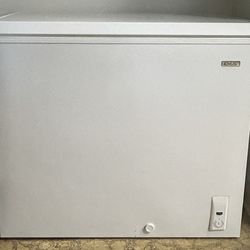 Idylls Chest Freezer