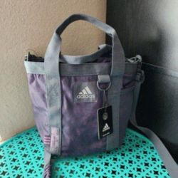 Small Adidas Crossbody Bag//PRICE IS FIRM 