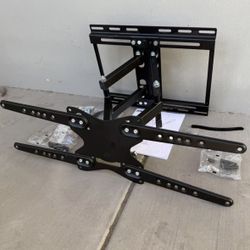 New In Box 32 To 65 Inch Universal TV Television Wall Mount Bracket Stand With Mounting Hardware  