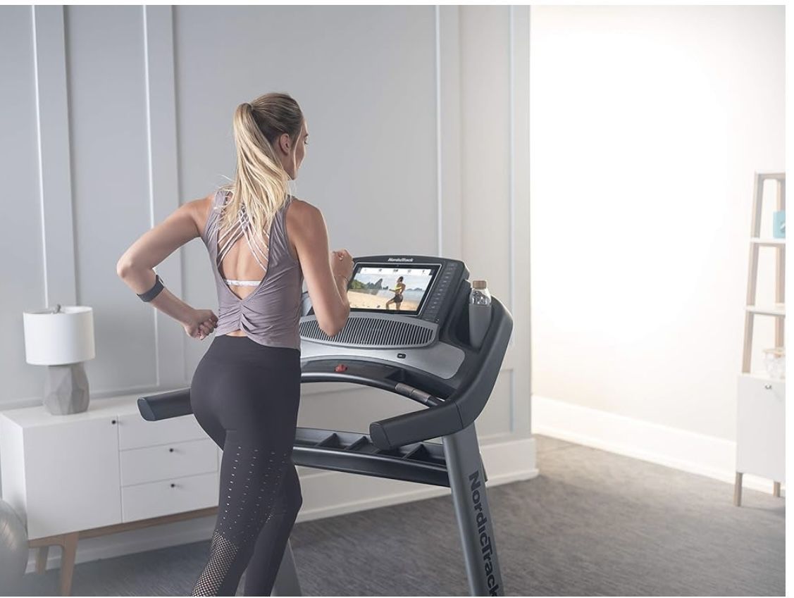 NordicTrack Commercial treadmill 1750 Run Flex