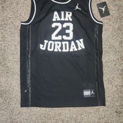 Nike Air Jordan Boys Youth Large Athletic Basketball Jersey Tank Top Black
