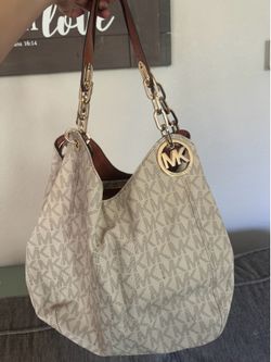 Michael Kors tote￼