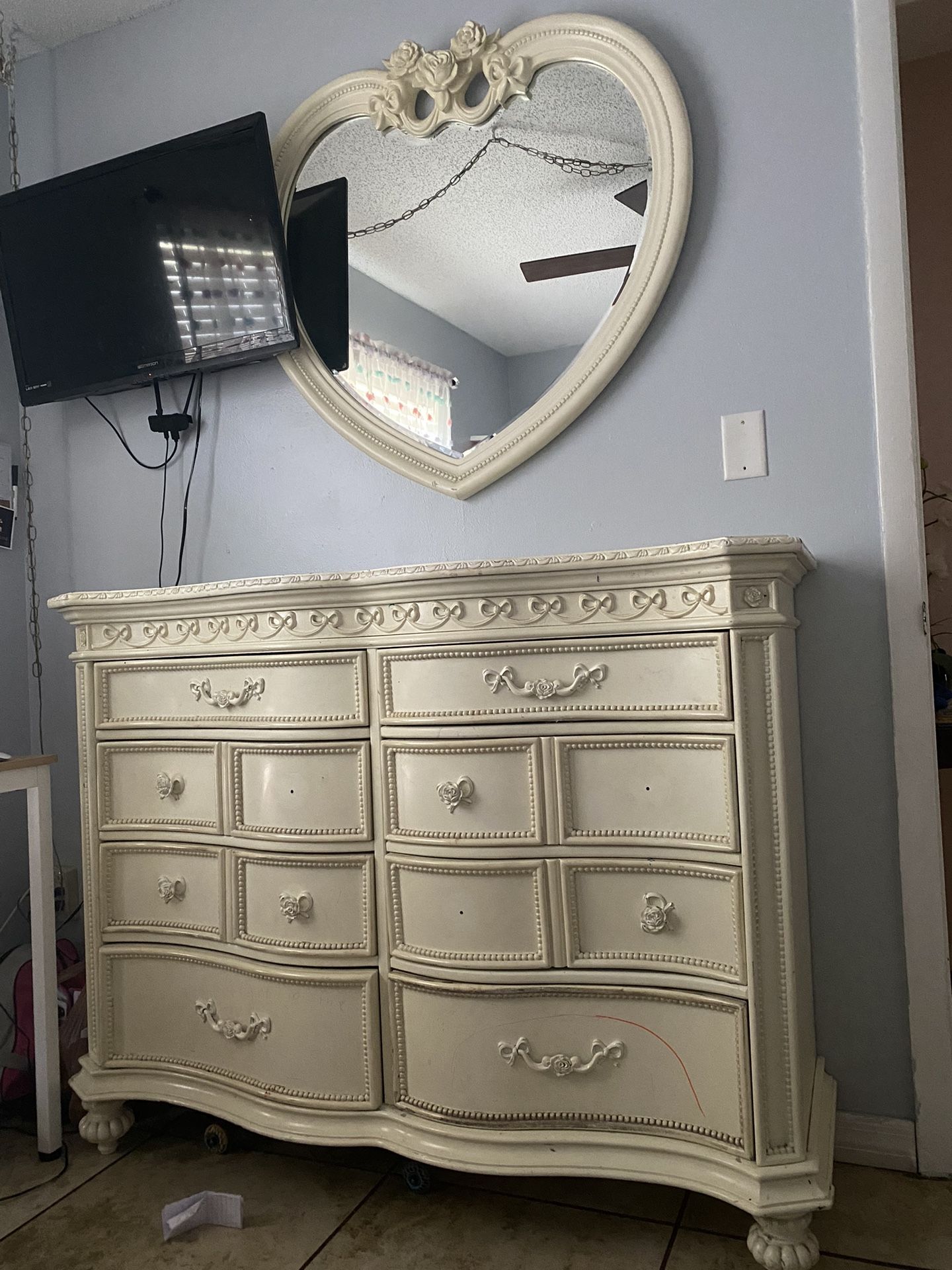 Dresser Floral With Mirror Off White