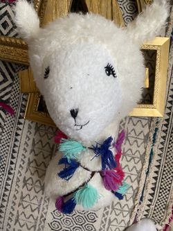 Llama head room decor