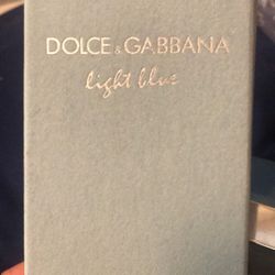 Dolce & Gabbana light blue spray perfume