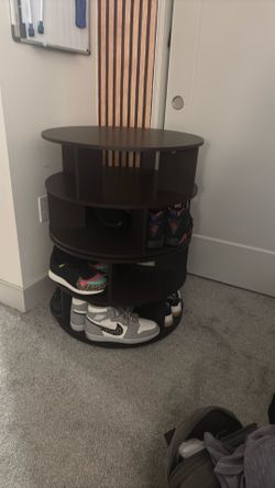 Rotating Shoe Rack 4 Tier - EXCELLENT CONDITION