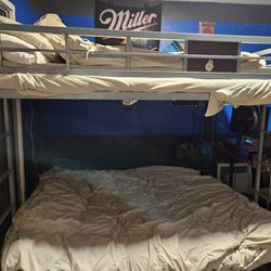 Full Size Bunk Bed With Mattresses 