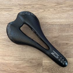 Selle Italia Max SLR saddle bicycle cycling