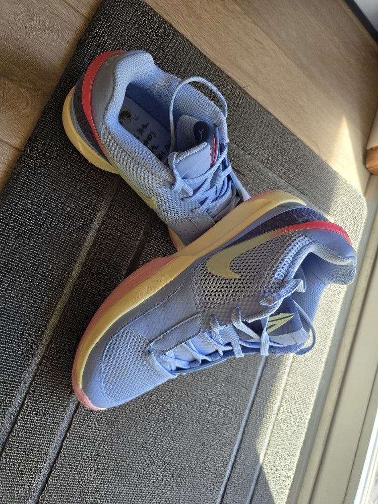 Basketball Shoes - Men's - 9½ Size - Ja Morant - Cobalt Blue