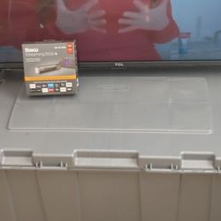 TLC 42 Inch Roku Smart Tv