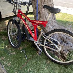 Motiv Mountain 24 Speed Tires 26”