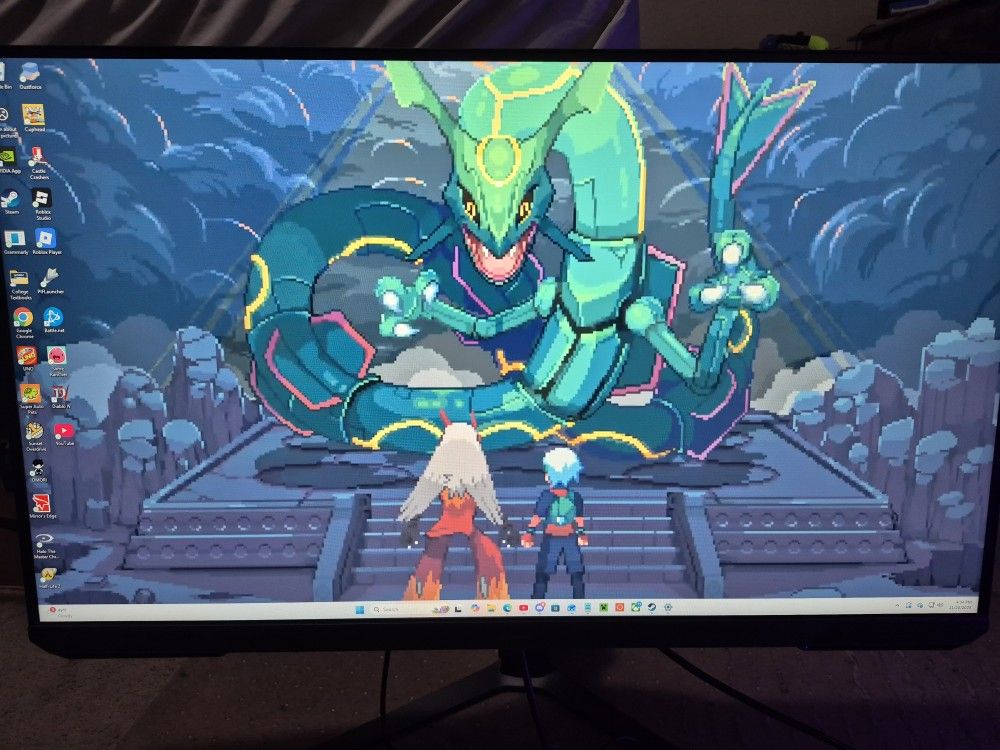 32" Samsung Gaming Monitor w/ Logitech Speakers