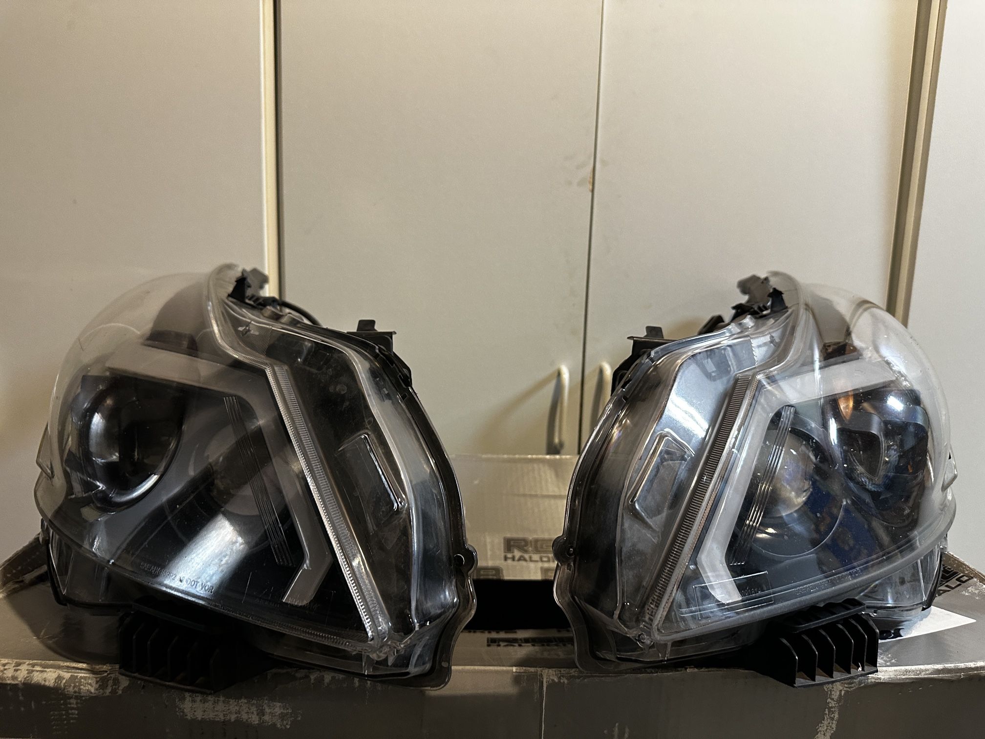 Used BUT NOT ABUSED - Spyder Headlight Assembly G37x sedan 2013 (CLEAR VINYL WRAPPED)
