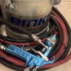 Binks Mach 1 HVLP Spray System + 2.8 Gal Pressure Tank (RETAIL $1,450)