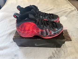 Stranger Things Foamposite One 10.5