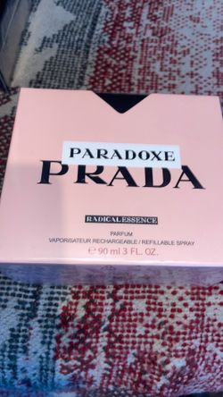 Prada Paradoxe