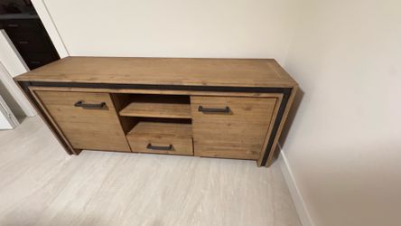 Modern TV Stand  (65”w x 17 3/4d x 28”h)