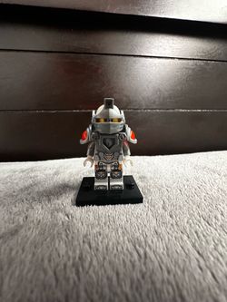 Lance Richmond - Flat Silver Visor and Armor