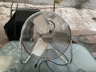 Lakewood Heavy Duty Floor Fan