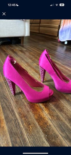 Steve Madden Pumps Size 8