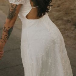 White Embroidered Puff  Dress