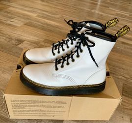 Dr. Martens Boots women size 7.