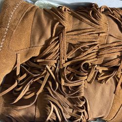 LC Conrad Fringe Suede Midcalf Size 6 Chestnut