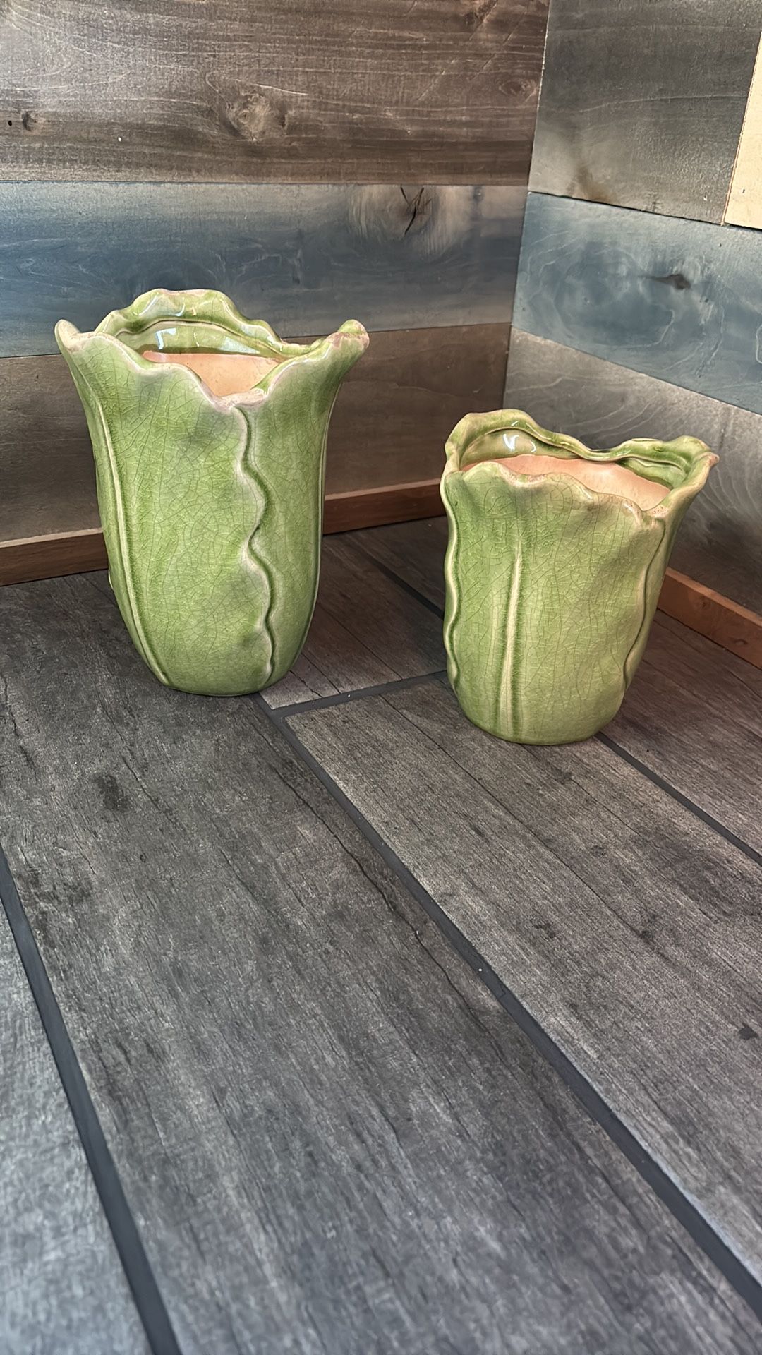 Super Cute Tulip Leaf Vases