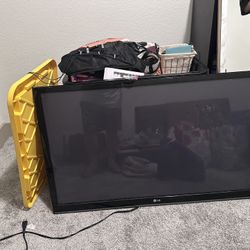LG Flat Screen tV 