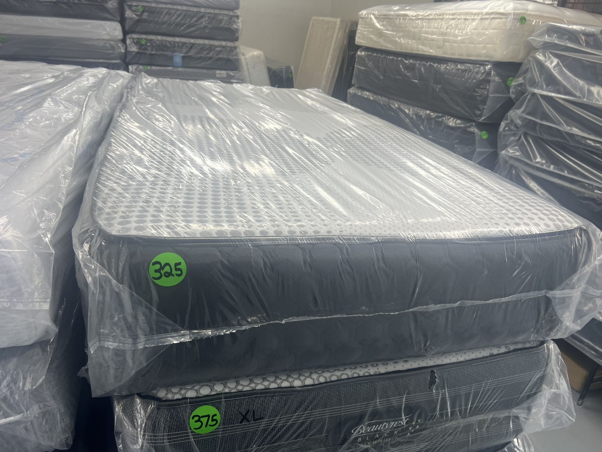 TWIN SIZE MATTRESS & BOX SPRING BED SET