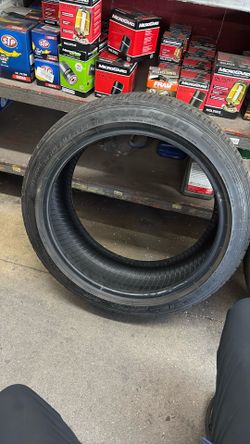 205/45/17 Tire