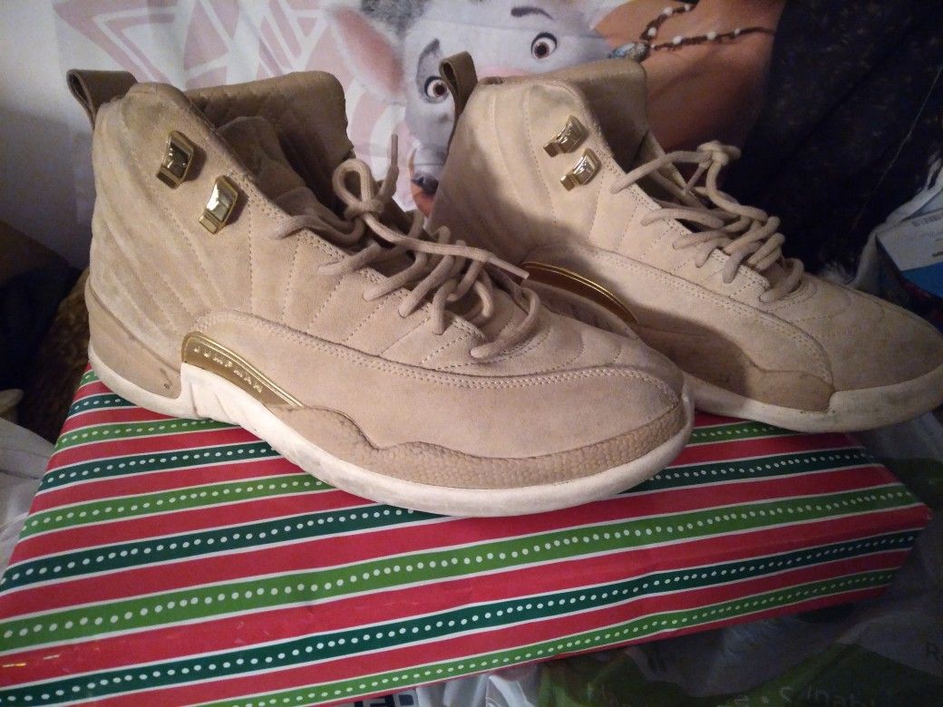 Nike Air Jordan 12 Retro Vanchetta Tan Metallic Gold AO6068 203