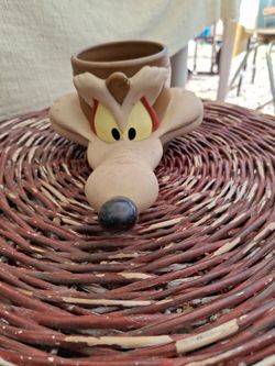 Wile E. Coyote Looney Tunes Character Mug